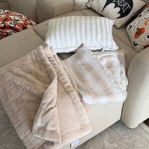 Cozy Beige and Cream throw blanket bundle 2 blankets 1 pillow